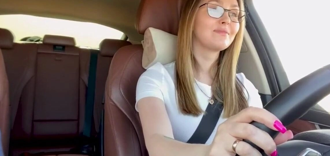 Homemade Fucked Stepmom In Car After Driving Lessons