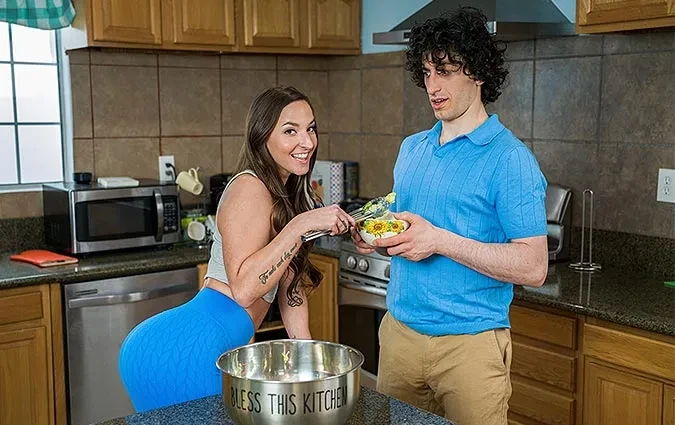 [MomLover] Amirah Adara (Stepmoms Protein Supplements)