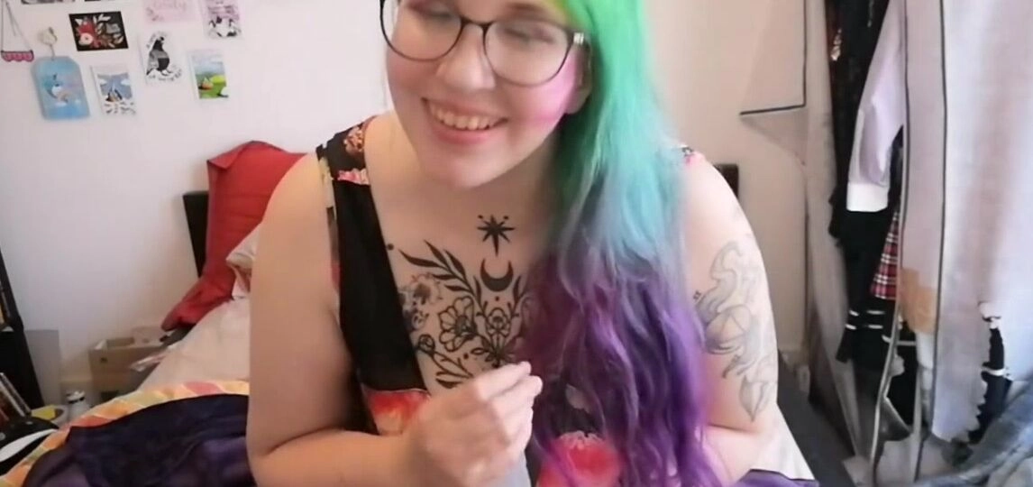 Vends-ta-culotte - Sexy amateur JOI with curvy bunny girl